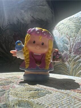 Fisher-Price Maiden Mary